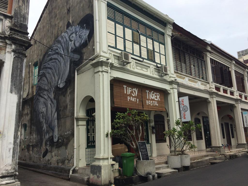 Tipsy Tiger Party Hostel Джорджтаун Екстер'єр фото